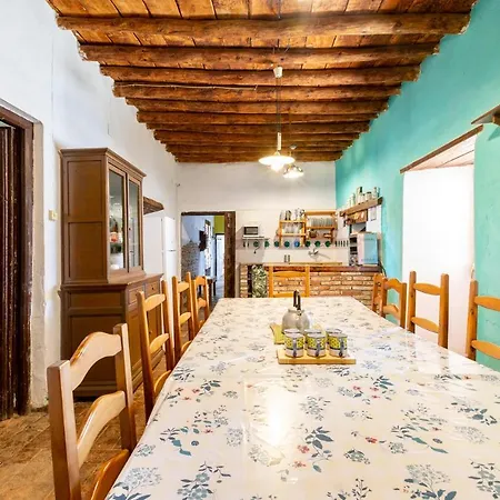 Gospodarstwo wiejskie Almazara De